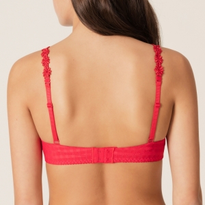AVERO SCARLET