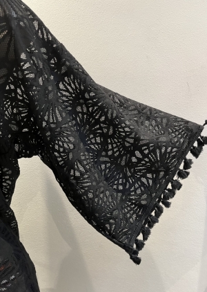 LA MUSE DENTELLE NO/NOIR