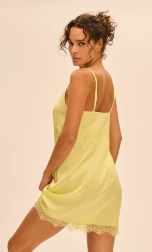 SATIN SECRETS 206/JAUNE D